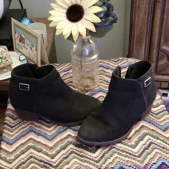 Black faux suede ankle boots - Picture 1 of 4